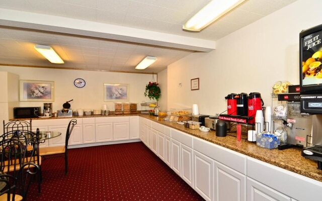 Red Lion Inn & Suites Ontario