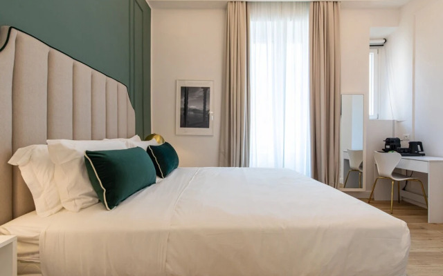 Unico Relais