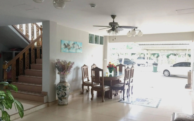 Baan Bangrak Residence (SHA Extra Plus)