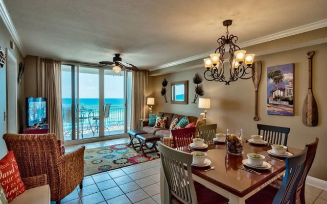 Emerald Beach 331 by RedAwning