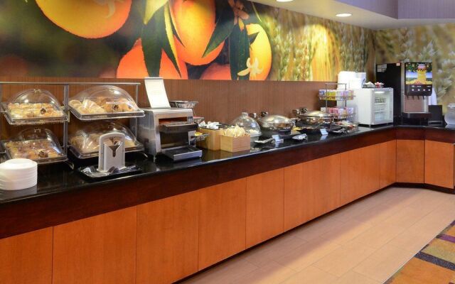 Fairfield Inn & Suites Roanoke North