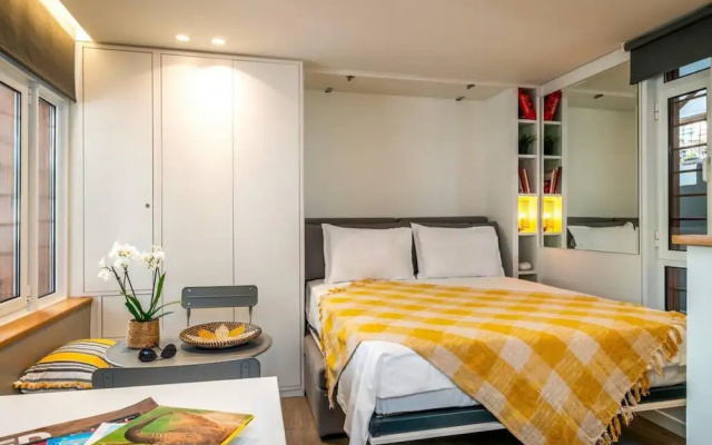 Cozy Nest at Acropolis Footsteps