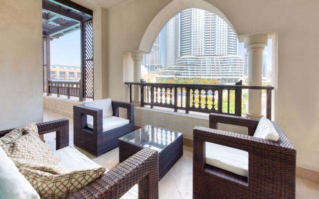 Maison Privee - Tasteful Apt cls to Burj Khalifa & Dubai Mall