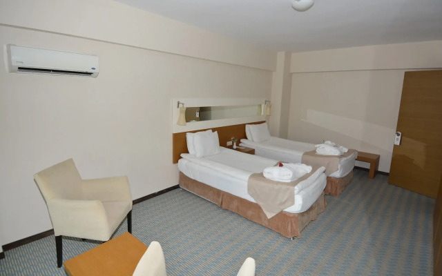 Tripolis Hotel