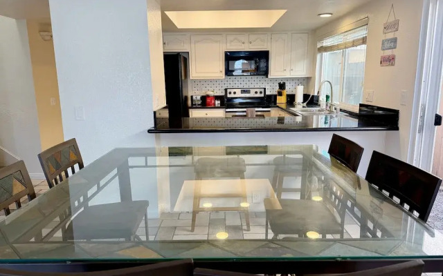 Panoramic View Bayfront Gem 3BR