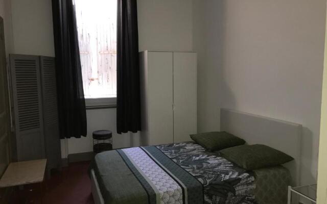 Avignon centre ville appartement T3 meublé 2 chambres