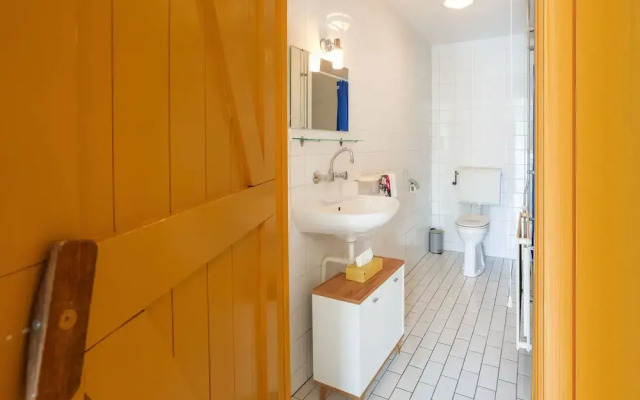 Vibrant Apartment in Baflo by Op de Roemte