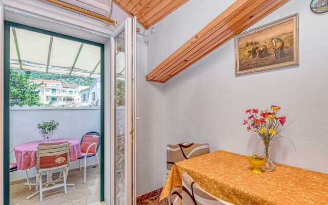 Brač Island Apt Mladineo A3 300mt From s