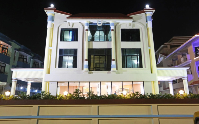 Hotel Niladri Premium