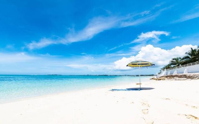 Blue Ocean Village House at Cable Beach