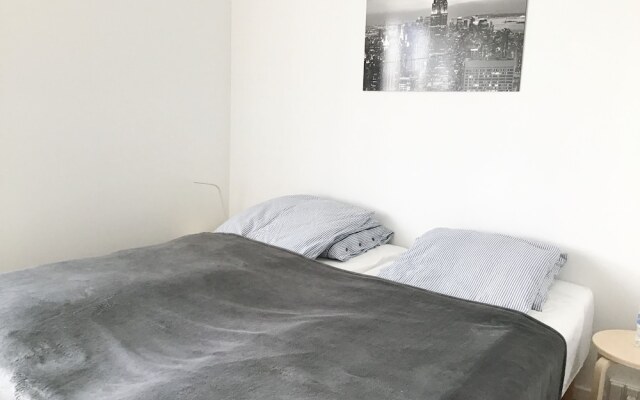 Modern One-bedroom Apartment With a Balcony in Copenhagen Ørestad