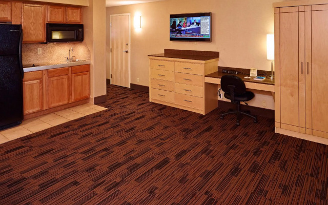 LivINN Hotel Cincinnati / Sharonville Convention Center