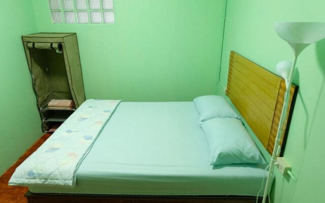 Charming House - Hostel