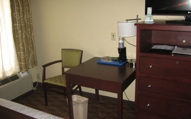 Best Western Plus Springfield Airport Inn