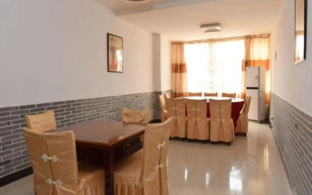 Jinse Hepan Business Hotel