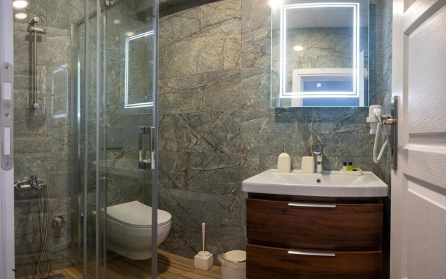 Hazal Hotel