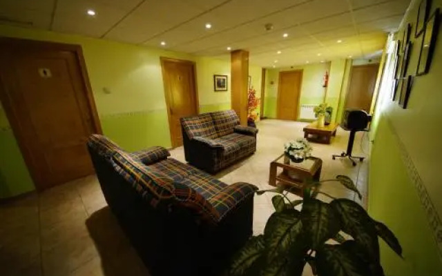 Hostal Restaurante El Surtidor