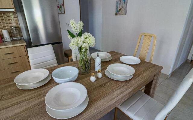 Evi'S Afandou Suites 2