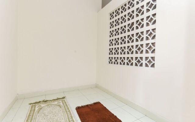 Oyo 1680 Dahlia Guesthouse