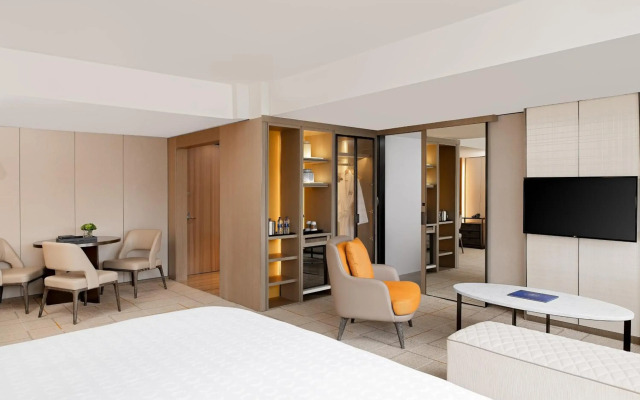 Sheraton Universal Hotel