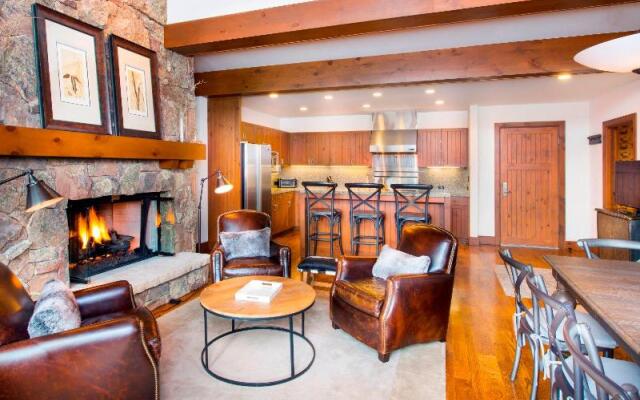 Bachelor Gulch Village