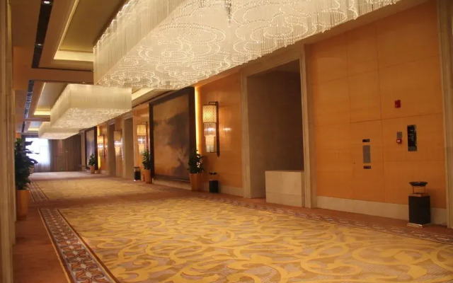 Crowne Plaza Yichang