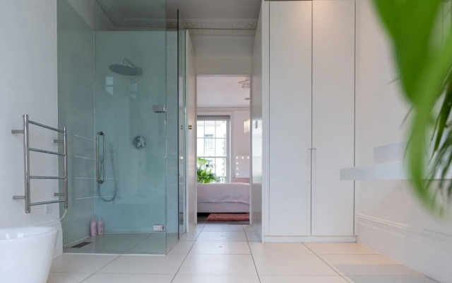 Lavish Townhouse With Garden - Primrose Hill
