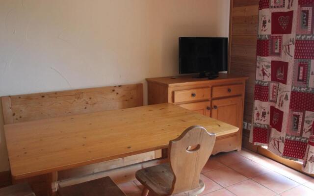 Appartement Uvernet-Fours, 1 pièce, 6 personnes - FR-1-504-135