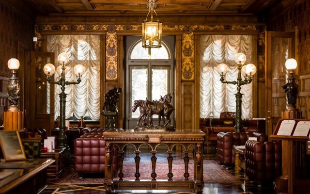 Бутик-отель Gallery Park Hotel & SPA, Châteaux & Hôtels Collection