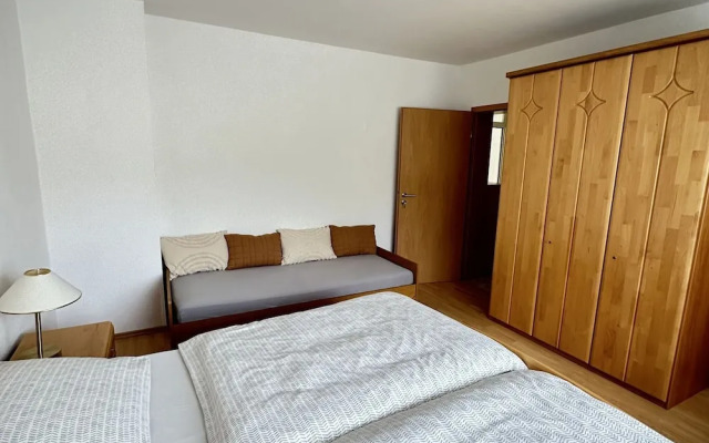 Apartment With 2 Rooms in Lirstal
