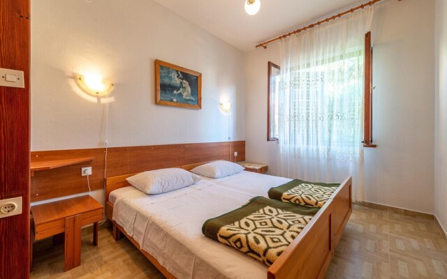 Beautiful Apartment in Zadar With 2 Bedrooms and Wifi