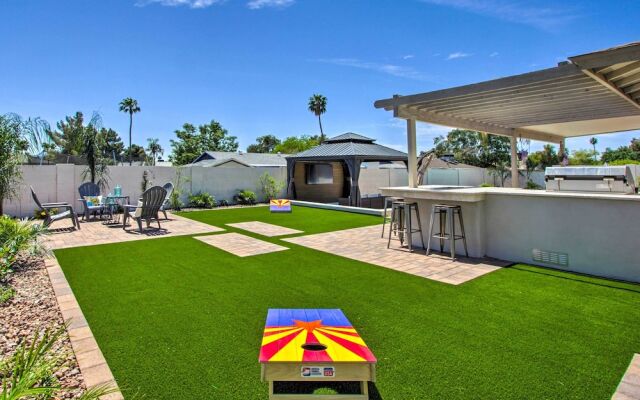 Pet-friendly Scottsdale Oasis w/ Pool & Bbq!