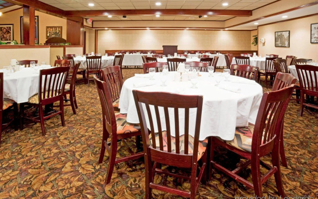 Holiday Inn Alexandria by IHG