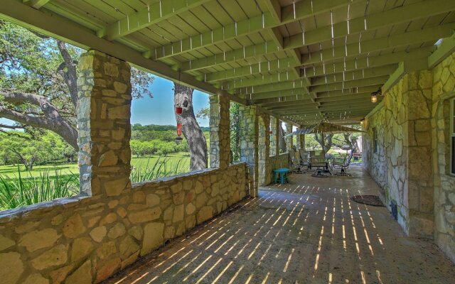 Countryside Cottage: 17 Mi to Downtown San Antonio