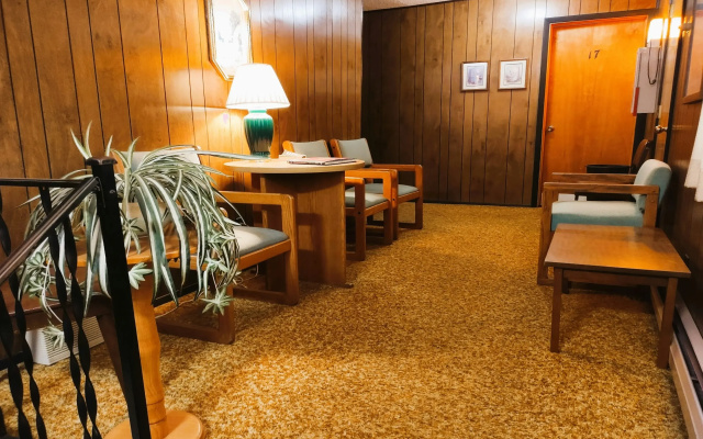 Love Hotels Voyageur by OYO at International Falls MN