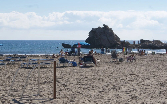 Belvilla by OYO Casa Nido Ca!lido