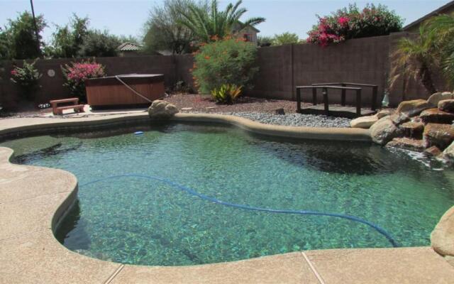 1216 Goodyear
