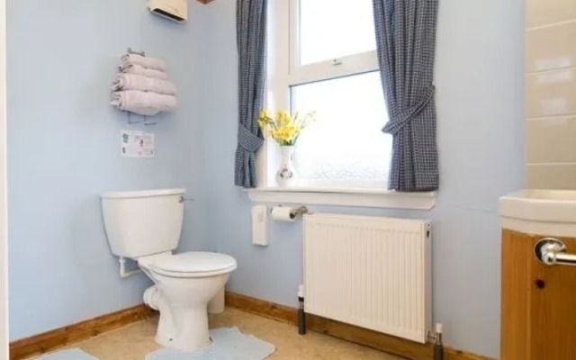 The Three Tees - Guest house