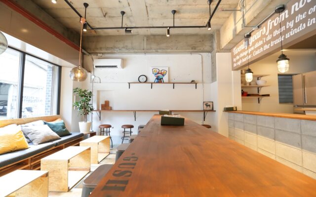 Gush - Hostel