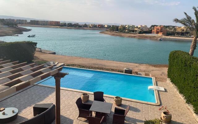 3Bedrooms Villa with Private Pool and direct Lagoon Access