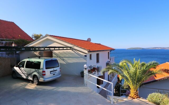 Seaside Apartments Hrkac