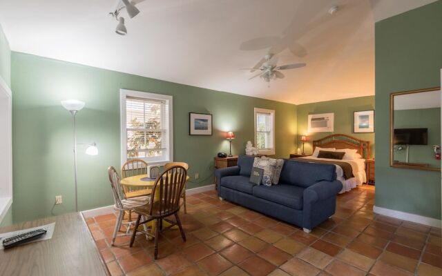 Southernmost Sanctuary Apartment