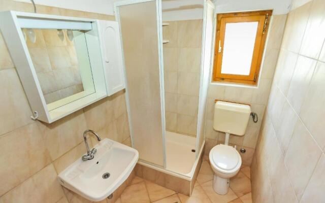 Apartment Tome Diklo