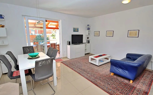 Claudia 1 Ra anj in Ra anj