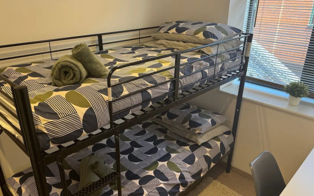 Ultra Central - Walk to it all - 4 Guests