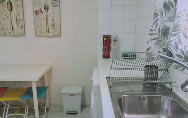 99 LIM - Stay Almeria Apartment