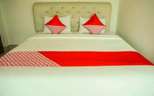 OYO 733 Mina Homestay
