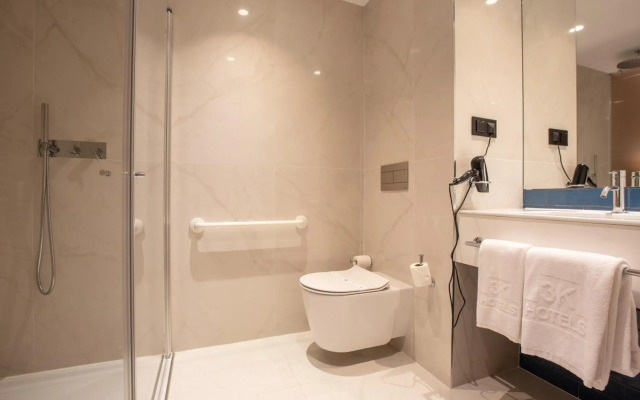 Hotel 3K Porto Aeroporto