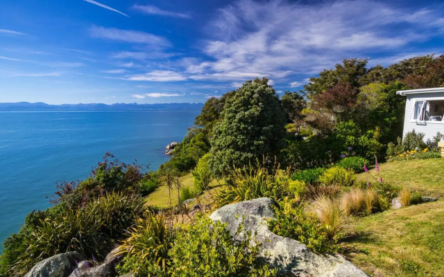 Incredible Bay Views - Kaiteriteri Bach