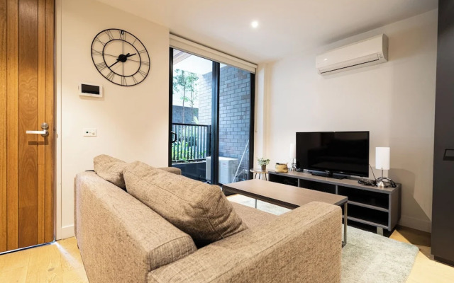 Kozyguru | Collingwood | 2B Townhouse